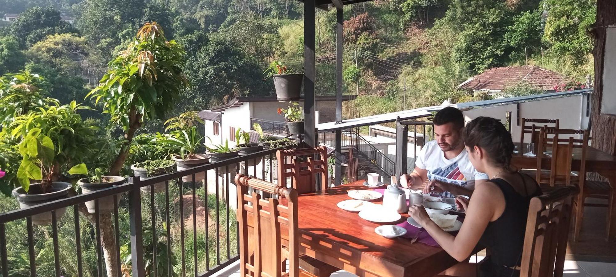 Kandy Ivy Mountain View Resort Bagian luar foto