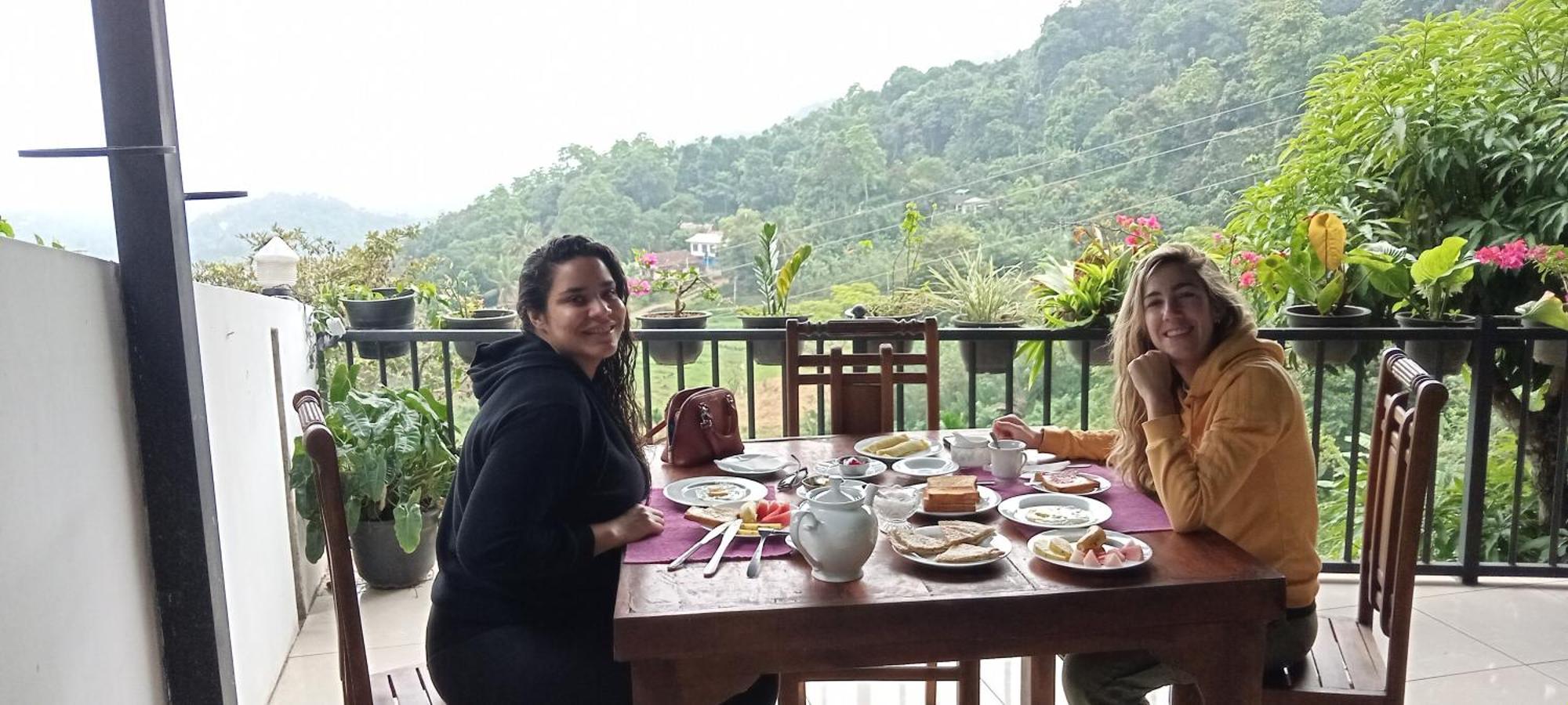 Kandy Ivy Mountain View Resort Bagian luar foto