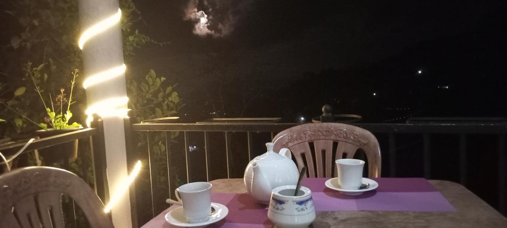Kandy Ivy Mountain View Resort Ruang foto